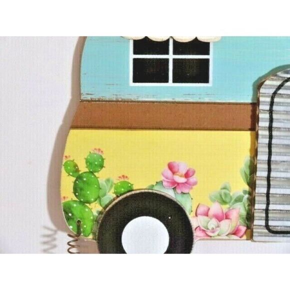 Welcome Retro Trailer Hanging Plaque Cactus Flowers Rustic Vacation Art Gift NEW - Picture 2 of 4